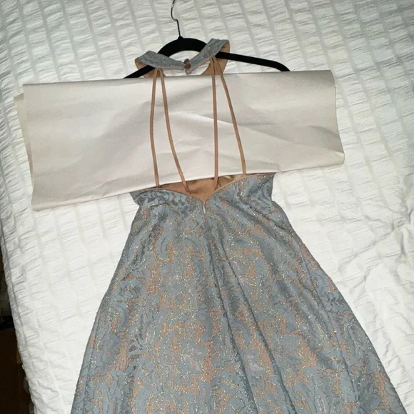 Dress the Population women’s small blue over nude halter high neck dress - Picture 11 of 12